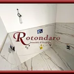 Rent 4 bedroom apartment of 75 m² in Milano