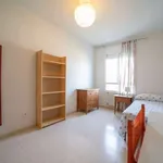 Rent a room of 85 m² in madrid