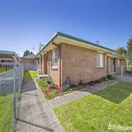 Rent 2 bedroom apartment in  Armidale NSW 2350                        