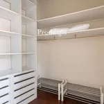 Alquilo 5 dormitorio casa de 207 m² en Barcelona