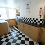 Rent 6 bedroom house in Yorkshire And The Humber