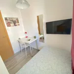 Rent 4 bedroom apartment in Seville