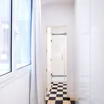 Rent 2 bedroom apartment of 50 m² in Seville