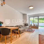 Najam 4 spavaće sobe kuća od 204 m² u Zagreb