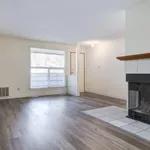 Appartement de 1097 m² avec 3 chambre(s) en location à Edmonton