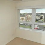 Rent 2 bedroom flat in finlay