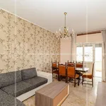 Rent 4 bedroom apartment of 90 m² in Roma