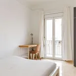 Rent a room of 100 m² in barcelona