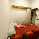 Rent a room of 65 m² in barcelona