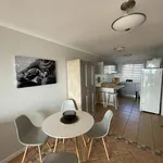 Rent 2 bedroom apartment in Cape Town