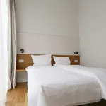 Miete 1 Schlafzimmer wohnung von 69 m² in berlin