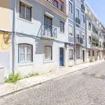 Rent 1 bedroom apartment of 75 m² in lisbon