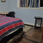 Rent 5 bedroom house in Fremont