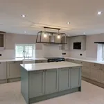 Rent 4 bedroom house in Cotswold District