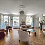 Rent 8 bedroom apartment of 208 m² in Paris