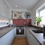 Rent 2 bedroom flat in Chichester