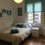 Rent 4 bedroom apartment in Barcelona