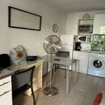 Appartement de 25 m² avec 2 chambre(s) en location à Sanary-sur-Mer