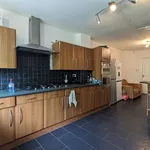 Rent 6 bedroom house in East Midlands