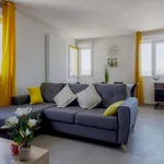 Appartement de 592 m² avec 2 chambre(s) en location à Marseille