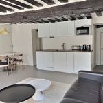 Appartement de 420 m² avec 1 chambre(s) en location à Paris