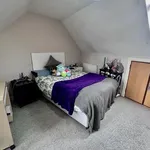 Rent 6 bedroom house in Wales