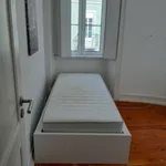 Rent 4 bedroom apartment in Lisbon