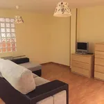 Rent a room of 130 m² in Madrid