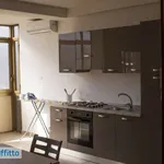 Affitto 3 camera appartamento di 109 m² in Palermo