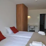 Rent a room in lisbon