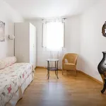 Rent 2 bedroom apartment in Rome