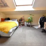 Rent 1 bedroom student apartment in Leeds