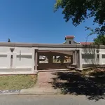 Rent 1 bedroom house of 44 m² in Johannesburg