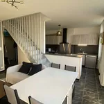 Appartement de 72 m² avec 4 chambre(s) en location à Saint-Étienne