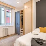 Rent 4 bedroom apartment of 16 m² in Madrid