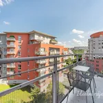 Pronajměte si 2 ložnic/e byt o rozloze 52 m² v Prague