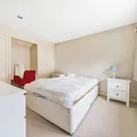 Rent 5 bedroom house in South East England