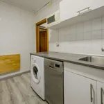 Rent a room of 100 m² in madrid