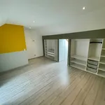 Huur 3 slaapkamer huis van 600 m² in ON