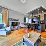 Rent 4 bedroom apartment of 115 m² in Saska Kępa