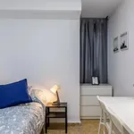 Rent 5 bedroom apartment in Valencia