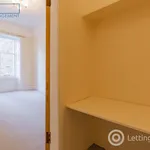 Rent 2 bedroom apartment in Edinburgh