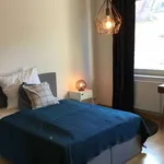 Rent a room of 155 m² in stuttgart