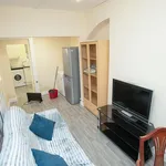 Rent 4 bedroom flat in West Midlands