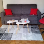 Appartement de 45 m² avec 2 chambre(s) en location à Saint-Étienne