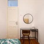 Rent 5 bedroom apartment in Lisbon