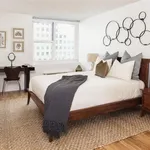 Rent 2 bedroom apartment of 105 m² in New York