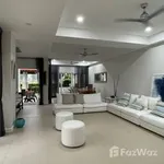 Rent 4 bedroom house of 280 m² in Phuket