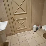 Rent 1 bedroom apartment in Sandton