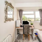 Flat to rent in Bath Road, Taplow, Maidenhead SL6